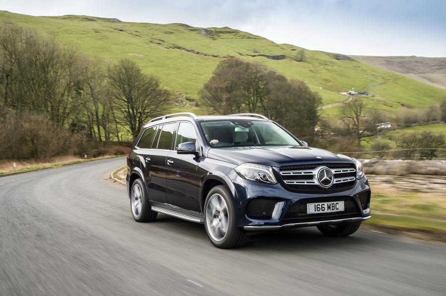  Mercedes-Benz GLS350d 4Matic AMG Line 2016 года  (UK) (фото 18 из 28)